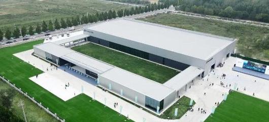 河南首臺智慧儲(chǔ)能液冷柜式產(chǎn)品下線，投資管理迎來綠色新機(jī)遇